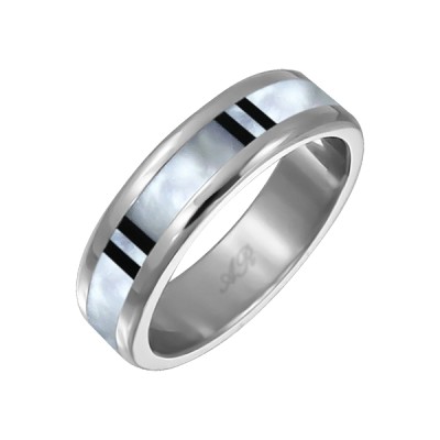 Pearl & Onyx Ring